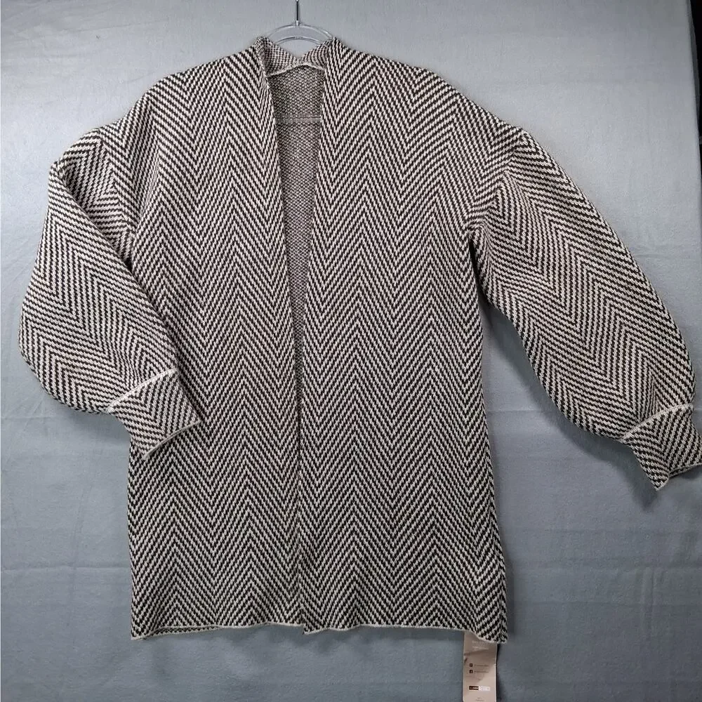 NWT Emily Rose Open Front Cardigan Sweater Women's Medium Gray White Chevron